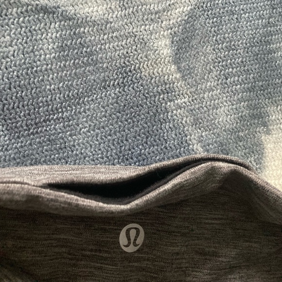 Grey Lulu Lemon joggers w/ pockets - Picture 3 of 3